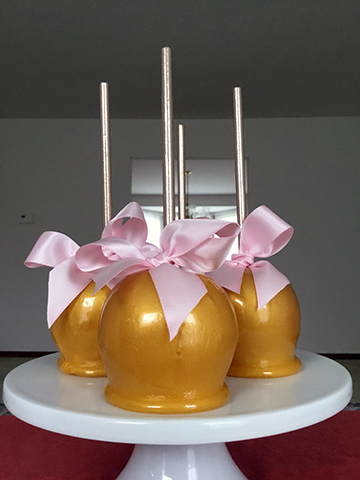 Gold candy candied apples