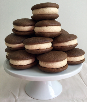 Chocolate peanut butter whoopie pies